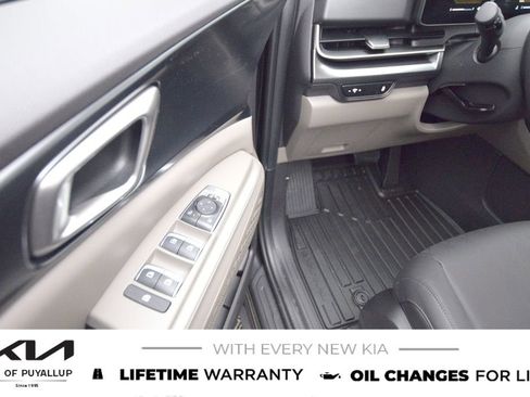 New 2026 Kia Carnival image 27