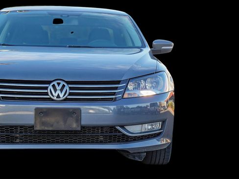 Used 2015 Volkswagen Passat 1.8T S image 6
