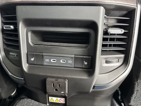 Used 2026 RAM 2500 Laramie AWD/4WD image 20