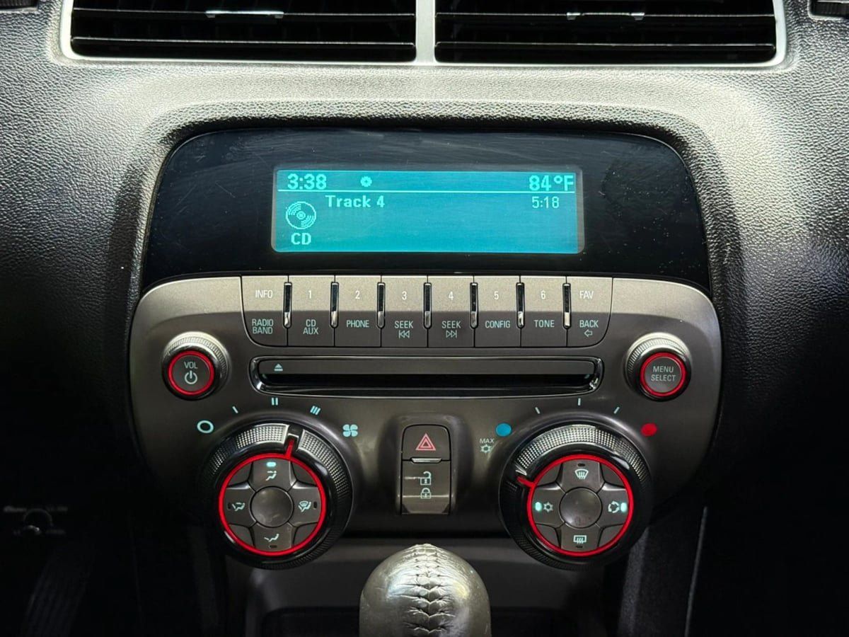 Used 2011 Chevrolet Camaro SS RWD image 45