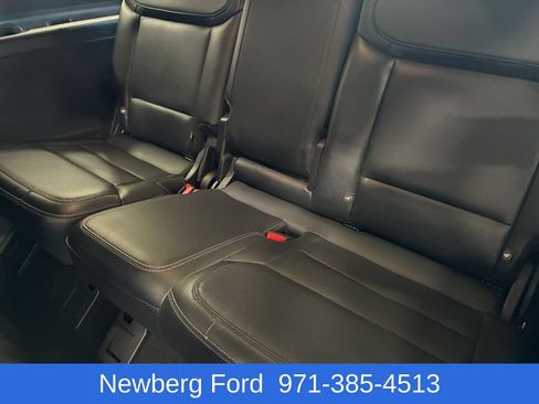 Used 2025 Ford Expedition Max Platinum w/ Stealth Performance Package AWD/4WD image 35