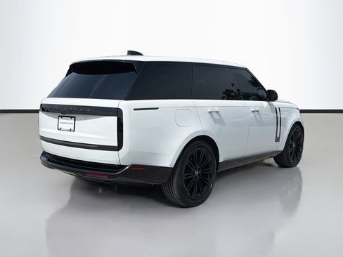 Used 2025 Land Rover Range Rover SE AWD/4WD image 5