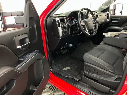 Certified 2017 Chevrolet Silverado 1500 LT w/ All Star Edition AWD/4WD image 18