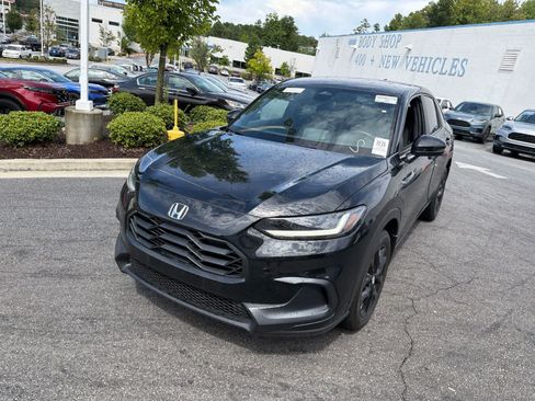 Certified 2025 Honda HR-V Sport image 3