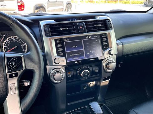 Used 2022 Toyota 4Runner TRD Sport w/ Technology Package image 7