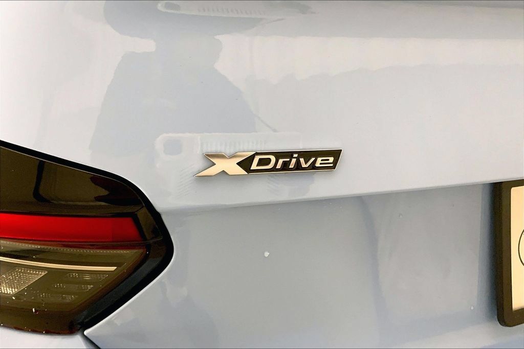 Used 2025 BMW M240i xDrive Coupe AWD/4WD image 30