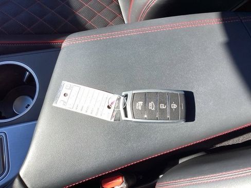 Used 2020 Genesis G70 2.0T w/ Sport Package image 28