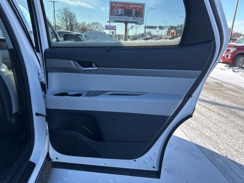 Used 2021 Hyundai Palisade SEL w/ Premium Package AWD/4WD image 32