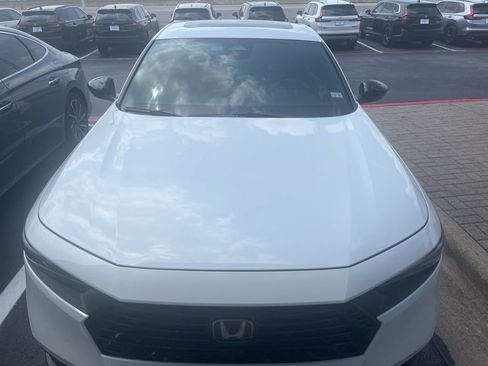 Used 2024 Honda Accord Sport image 2