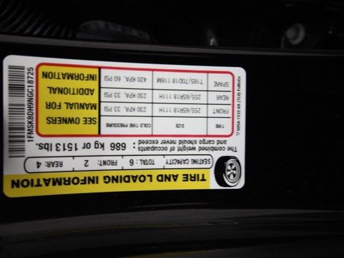 Used 2022 Ford Explorer XLT w/ Equipment Group 202A image 38