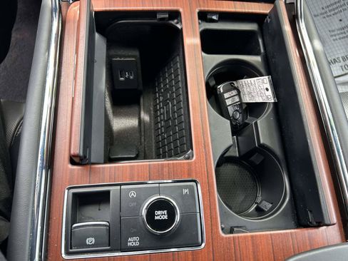 Certified 2023 Lincoln Navigator L Reserve AWD/4WD image 30
