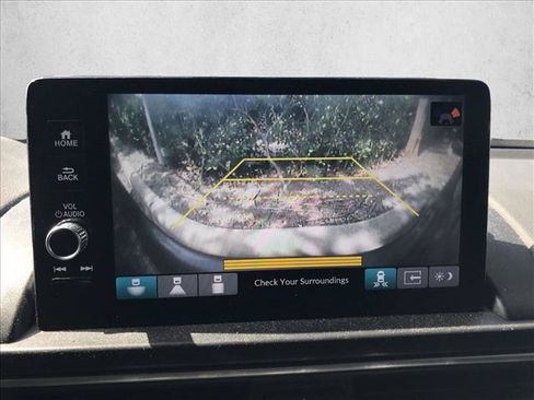 Used 2024 Honda Pilot Touring image 14