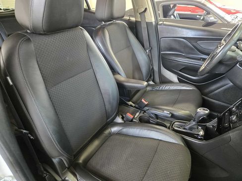 Used 2017 Buick Encore Preferred FWD image 23