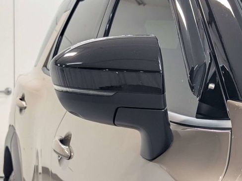 Used 2024 Nissan Pathfinder Rock Creek image 30