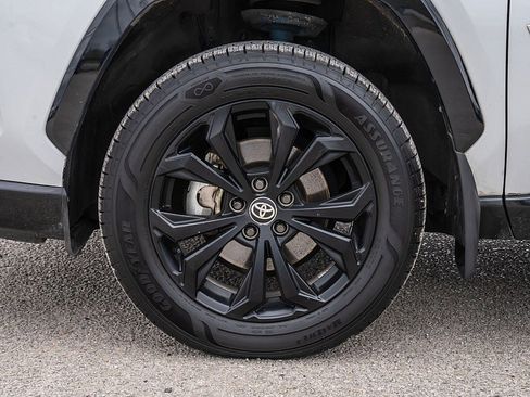 Used 2023 Toyota RAV4 XSE AWD/4WD image 33