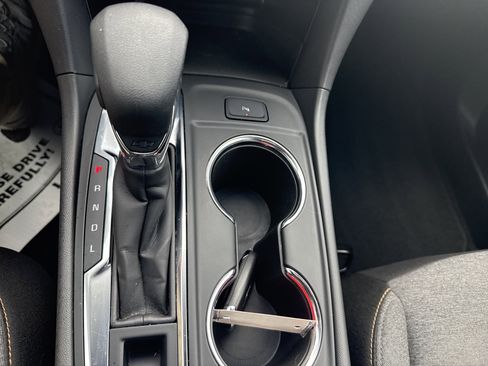 Used 2023 Chevrolet Equinox LT image 59