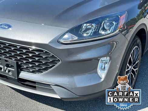 Used 2022 Ford Escape SEL w/ Technology Package image 10