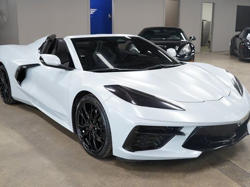 Used 2024 Chevrolet Corvette Stingray Convertible w/ 1LT RWD image 6