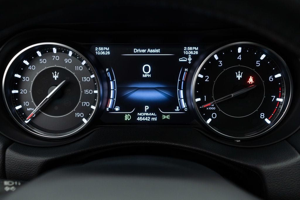 Used 2023 Maserati Levante GT AWD/4WD image 19