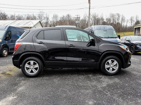 Used 2022 Chevrolet Trax LS w/ Tint and Cruise Package image 2