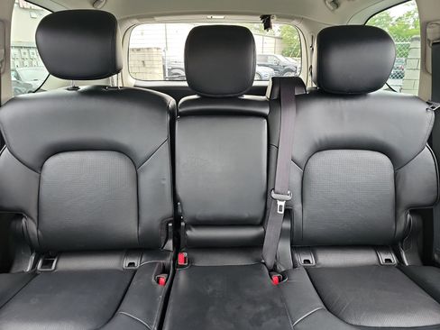 Used 2022 Nissan Armada SL RWD image 26