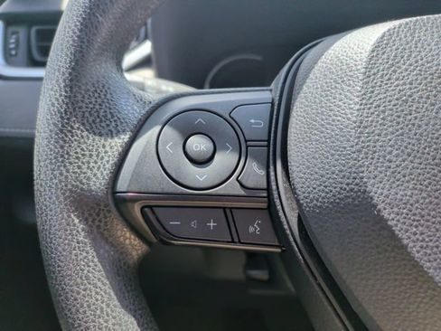 Used 2023 Toyota RAV4 LE AWD/4WD image 19
