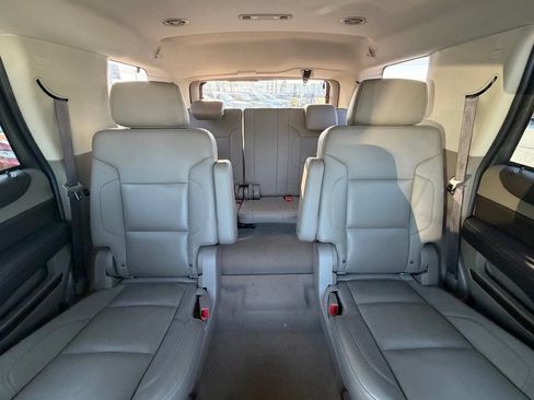 Used 2020 Chevrolet Tahoe LT RWD image 24