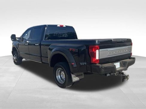 Used 2018 Ford F350 Platinum w/ Platinum Ultimate Package AWD/4WD image 8