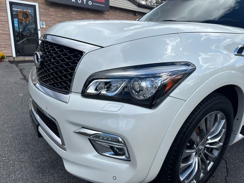 Used 2015 INFINITI QX80 4WD w/ Deluxe Technology Package image 9