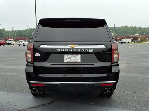 Used 2021 Chevrolet Suburban High Country w/ Premium Package AWD/4WD image 20