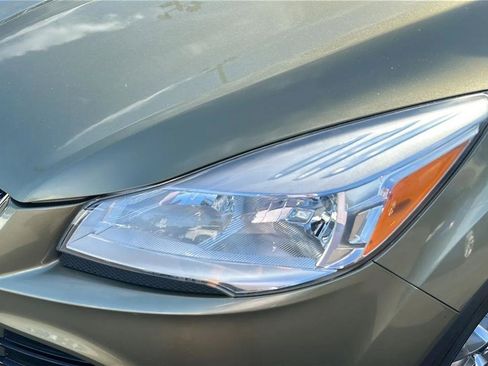 Used 2013 Ford Escape SEL w/ Class II Trailer Tow Pkg FWD image 40