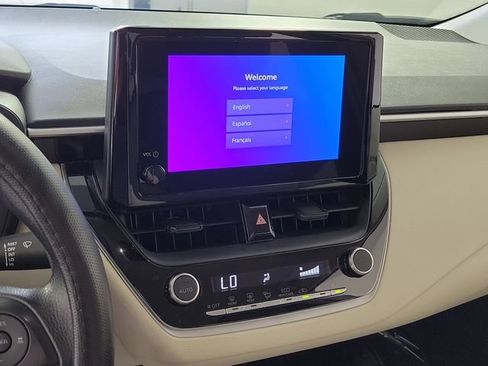 Used 2024 Toyota Corolla LE FWD image 28
