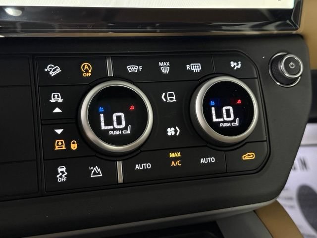 New 2026 Land Rover Defender 130 V8 AWD/4WD image 32
