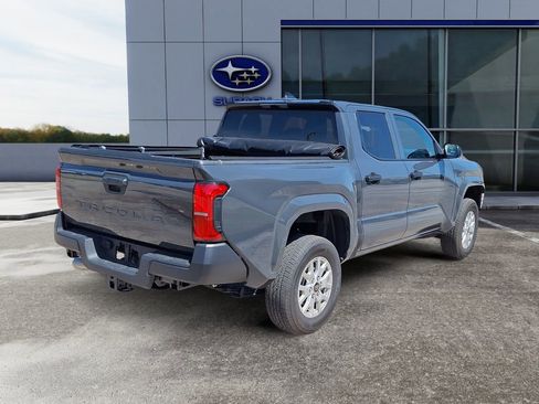 Used 2025 Toyota Tacoma SR RWD image 6