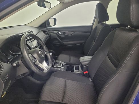 Used 2017 Nissan Rogue SV FWD image 17
