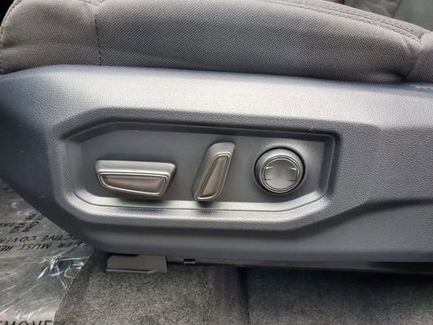 New 2026 Toyota Tundra SR5 AWD/4WD image 19