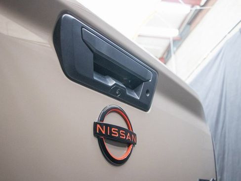 Used 2024 Nissan Frontier PRO-4X w/ Off-Road Protection Package image 14