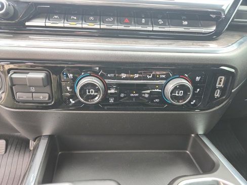 Used 2024 Chevrolet Silverado 1500 LTZ w/ LTZ Convenience Package II image 43