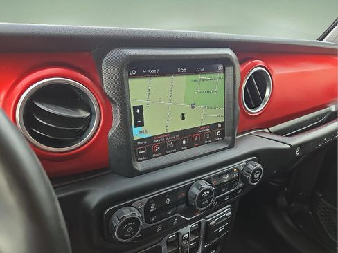 Used 2021 Jeep Wrangler Unlimited Rubicon AWD/4WD image 16