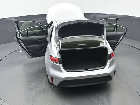 Used 2026 Toyota Corolla LE AWD/4WD image 45