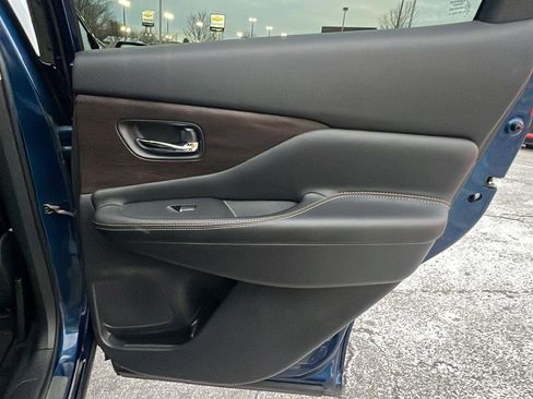 Used 2021 Nissan Murano Platinum w/ Cargo Package image 14