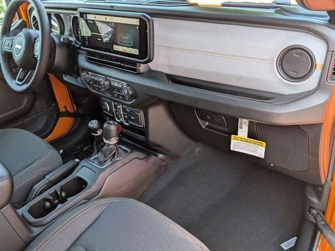 New 2026 Jeep Gladiator Sport AWD/4WD image 35