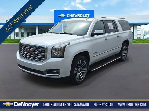 Used 2018 GMC Yukon XL Denali w/ Denali Ultimate Package AWD/4WD image 1
