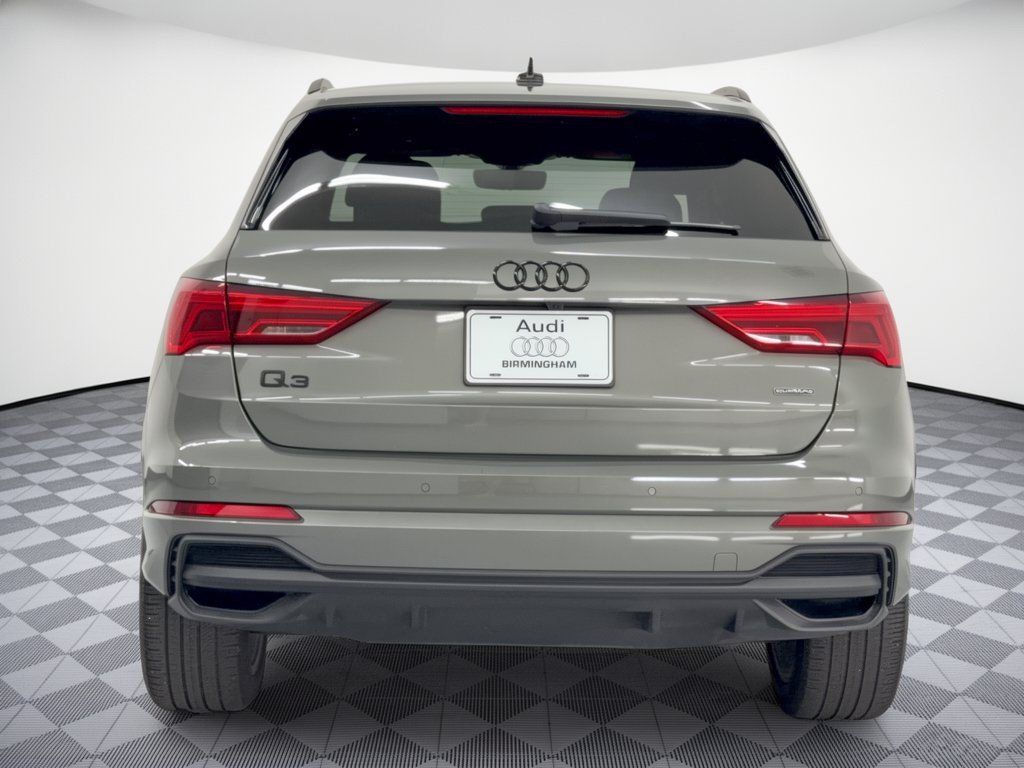 Used 2024 Audi Q3 2.0T Premium AWD/4WD image 11