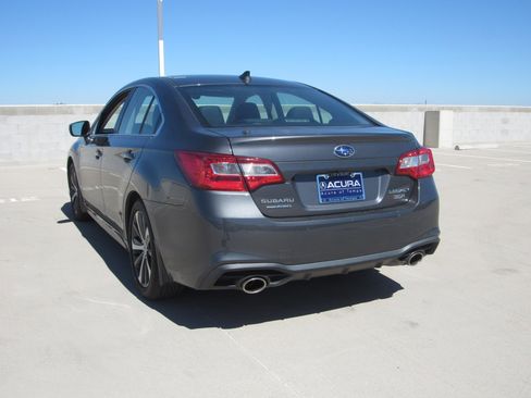 Used 2018 Subaru Legacy 3.6R Limited image 6