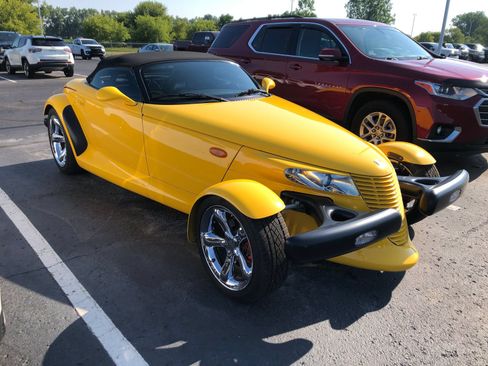 Used 2000 Plymouth Prowler RWD image 3