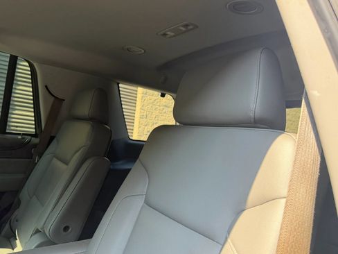 Used 2015 Chevrolet Tahoe LT RWD image 31