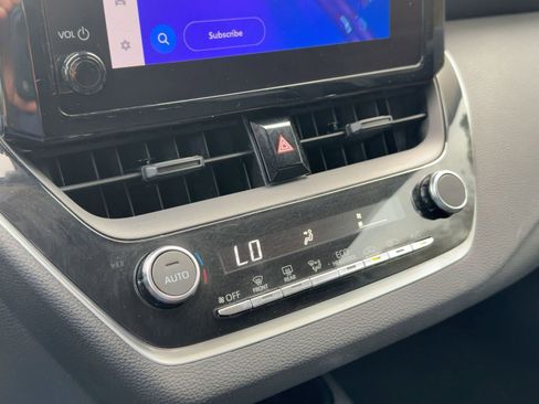 Used 2023 Toyota Corolla LE image 25