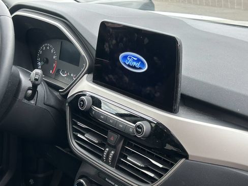 Used 2022 Ford Escape SE w/ Convenience Package AWD/4WD image 9