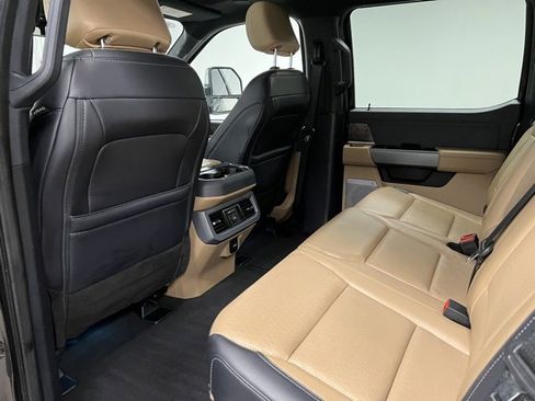 Used 2025 Ford F350 Lariat w/ Lariat Ultimate Package image 50